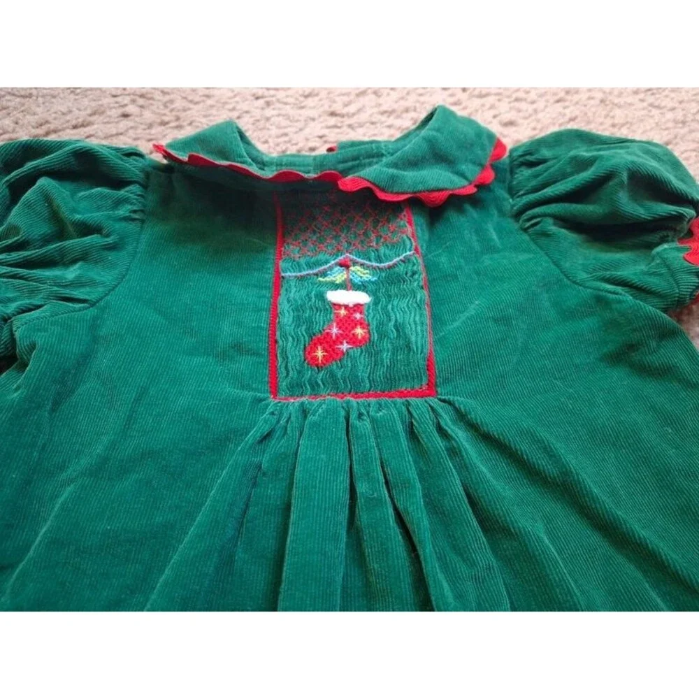 Beaux et Belles New Orleans smocked christmas dress